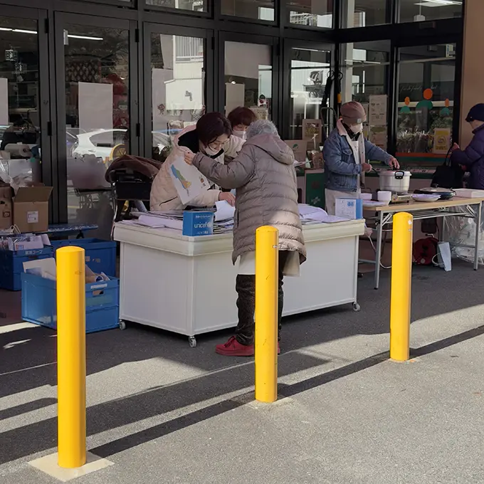 カレンダー募金の様子3